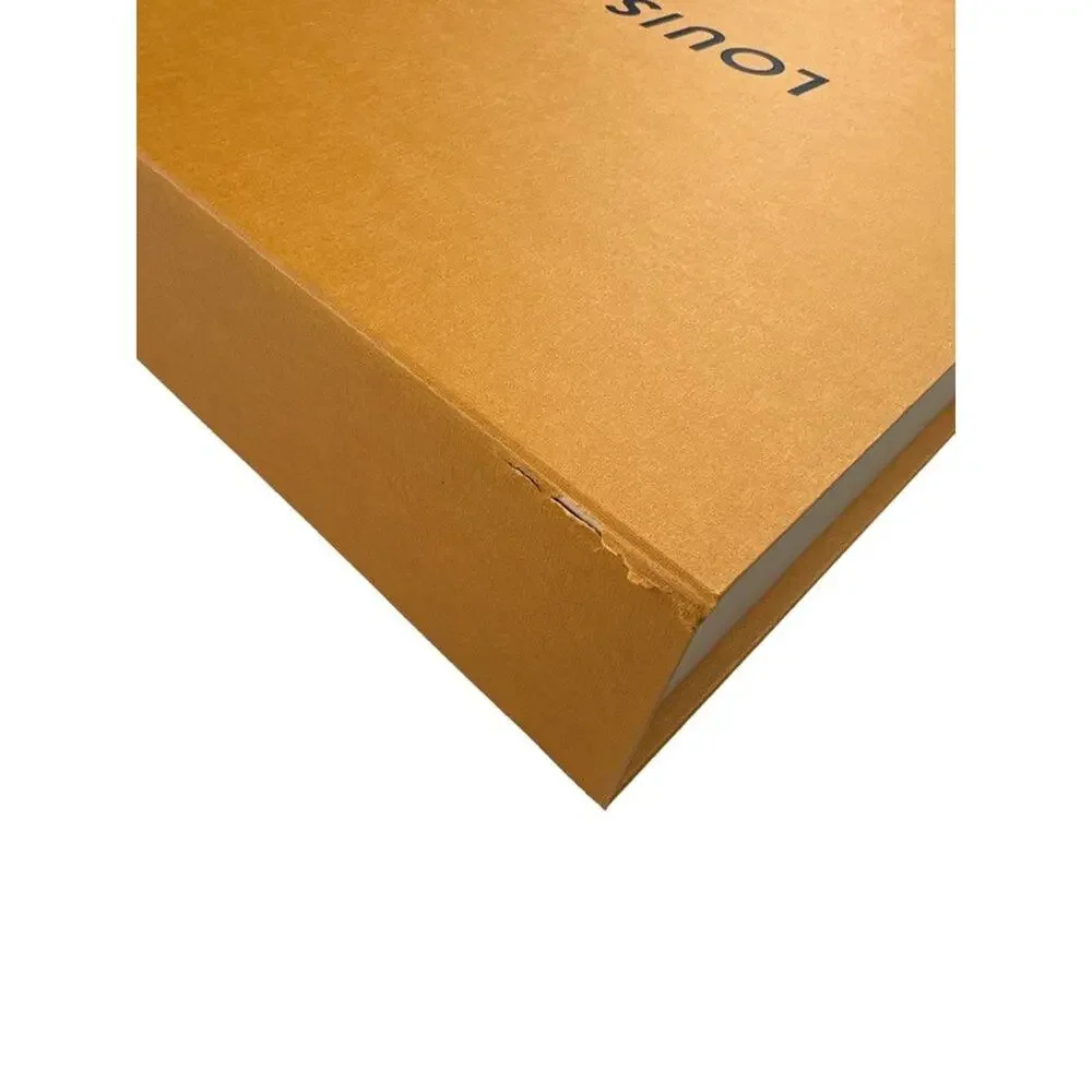 Louis Vuitton - Giftbox in Orange